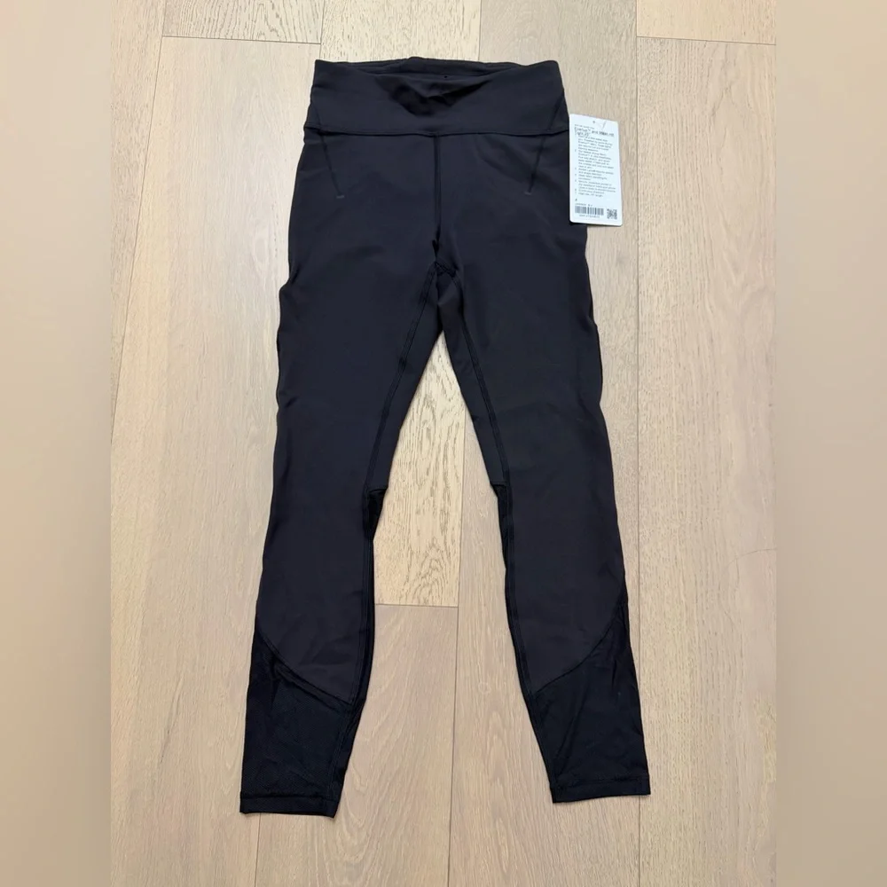 NEW WITH TAG Lululemon Everlux and Mesh High-Rise Tight 25